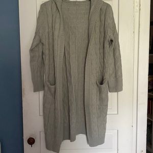Women’s sweater, no tags but never worn